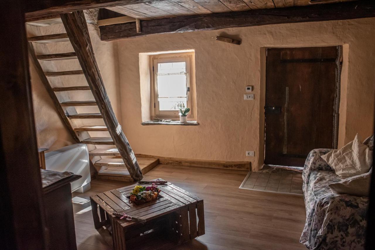 Agribenessere Agli Abatti Barge Bagian luar foto