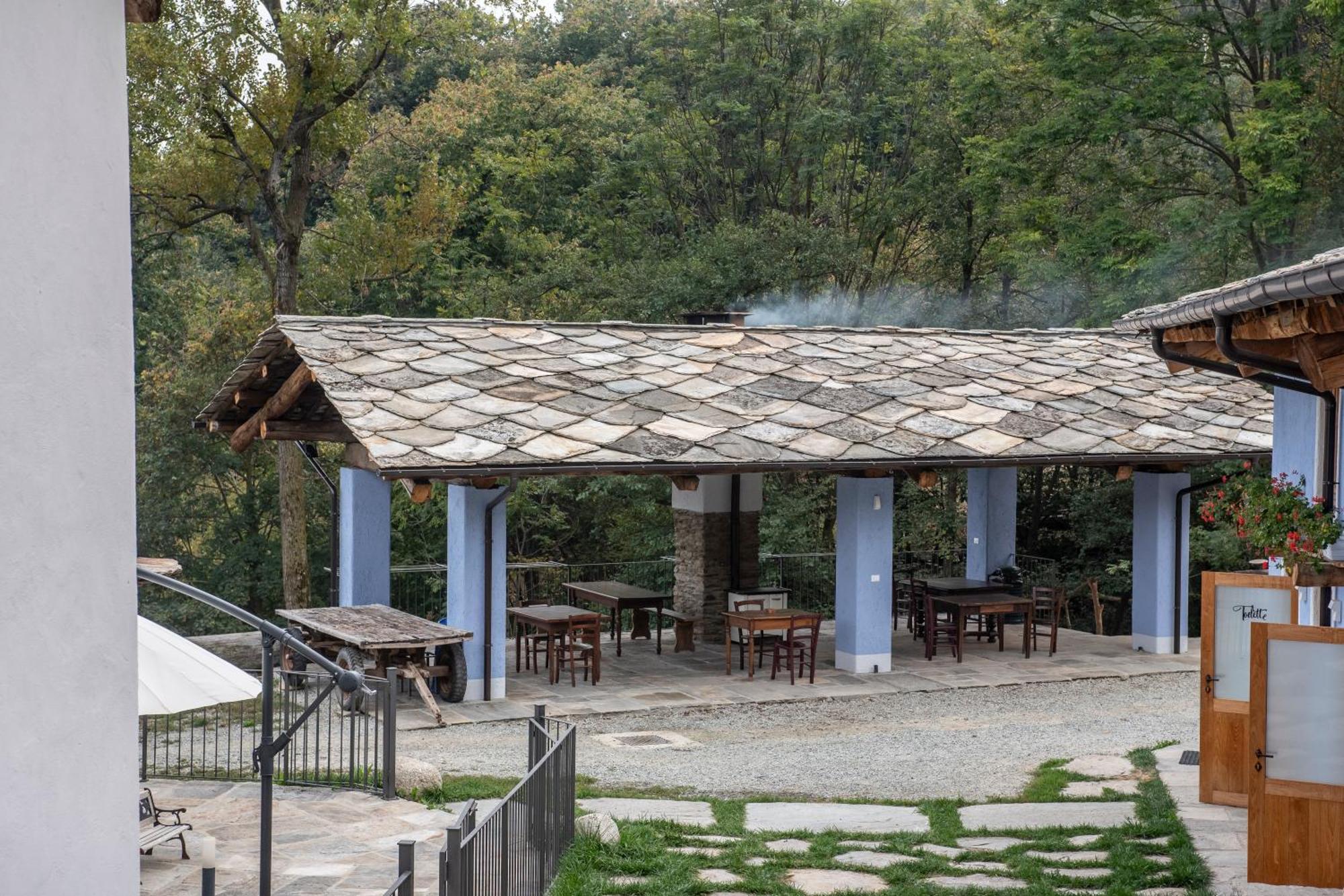 Agribenessere Agli Abatti Barge Bagian luar foto